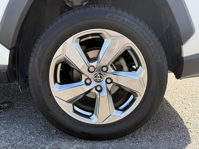 RAV4 ハイブリッドG 純正ナビ/地デジ/バックカメラ/パワーバックドア/シートーヒーター/パワーシート/LEDヘッドライト/衝突軽減ブレーキ/レーダークーズコントロール/スマートキー/プッシュスタート/ETC/(26枚目)