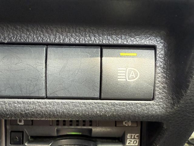 RAV4 ハイブリッドG 純正ナビ/地デジ/バックカメラ/パワーバックドア/シートーヒーター/パワーシート/LEDヘッドライト/衝突軽減ブレーキ/レーダークーズコントロール/スマートキー/プッシュスタート/ETC/(56枚目)