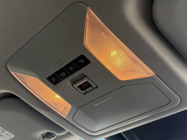 RAV4 ハイブリッドG 純正ナビ/地デジ/バックカメラ/パワーバックドア/シートーヒーター/パワーシート/LEDヘッドライト/衝突軽減ブレーキ/レーダークーズコントロール/スマートキー/プッシュスタート/ETC/(69枚目)