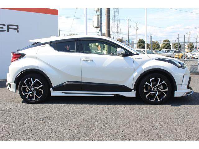 Ｃ－ＨＲ Ｇ　モデリスタフルエアロ／純正ディスプレイオーディオ／地デジ／バックカメラ／衝突軽減ブレーキ／レーダークルーズコントロール／ＬＥＤヘッドライト（10枚目）