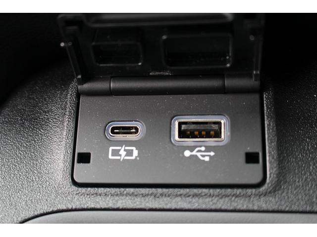 シエンタ ハイブリッドZ 両側電動/純正ナビ/地デジ/バックカメラ/LED/シートヒーター/ステアリングヒーター/パーキングアシスト/ステアリングリモコン/プッシュスタート/スマートキー/(7枚目)