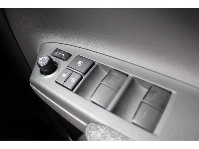 シエンタ ハイブリッドZ 両側電動/純正ナビ/地デジ/バックカメラ/LED/シートヒーター/ステアリングヒーター/パーキングアシスト/ステアリングリモコン/プッシュスタート/スマートキー/(54枚目)