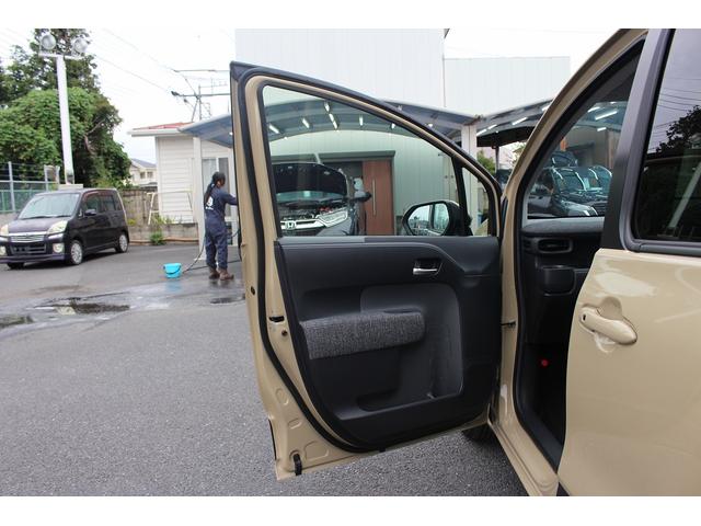 シエンタ ハイブリッドZ 両側電動/純正ナビ/地デジ/バックカメラ/LED/シートヒーター/ステアリングヒーター/パーキングアシスト/ステアリングリモコン/プッシュスタート/スマートキー/(63枚目)