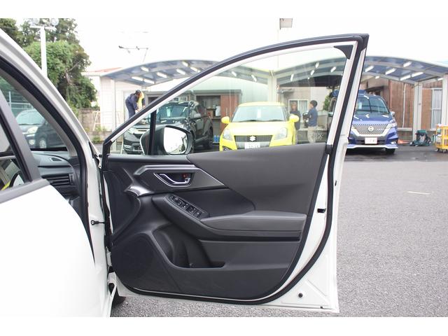 インプレッサ ＳＴ　純正ナビ／地デジ／全周囲カメラ／衝突軽減／レーダークルーズ／ＬＥＤ／ＥＴＣ／純正１７インチＡＷ（28枚目）