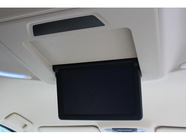 アルファードハイブリッド Ｘ　メーカー１２．１型後席モニター／メーカー１０型ナビ／ＪＢＬサウンド／アラウンドビューカメラ／衝突軽減ブレーキ／地デジ／片側電動スライドドア／ＬＥＤヘッドライト／ＥＴＣ（3枚目）