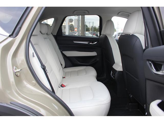 ＣＸ－５ ＸＤ　Ｌパッケージ　ＢＯＳＥサウンド／純正ナビ／地デジ／全周囲カメラ／電動Ｒゲート／レーダークルーズコントロール／シートヒーター／ＬＥＤヘッドライト／スマートキー／プッシュスタート（38枚目）