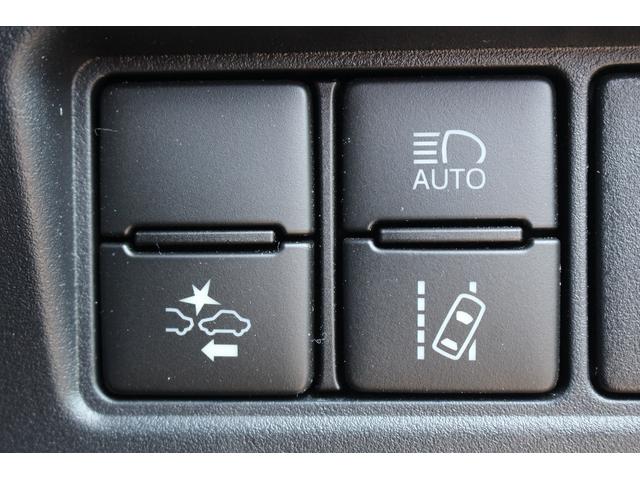 ヴォクシー ＺＳ　煌ＩＩ　走行９．６万ｋｍ１０型ナビ後席モニター両側７人乗（5枚目）