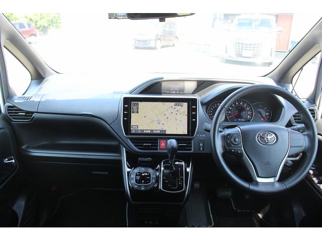 ヴォクシー ＺＳ　煌ＩＩ　走行９．６万ｋｍ１０型ナビ後席モニター両側７人乗（28枚目）