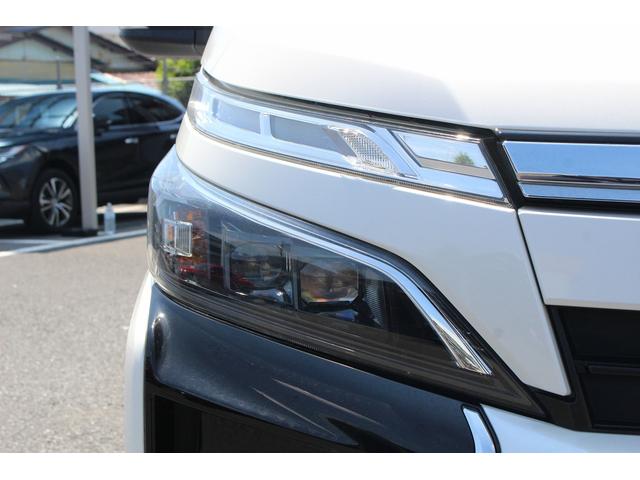 ヴォクシー ＺＳ　煌ＩＩ　走行９．６万ｋｍ１０型ナビ後席モニター両側７人乗（34枚目）