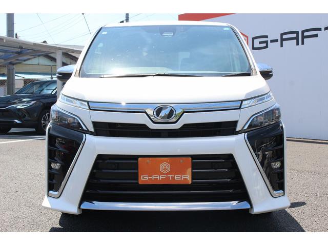 ヴォクシー ＺＳ　煌ＩＩ　走行９．６万ｋｍ１０型ナビ後席モニター両側７人乗（52枚目）