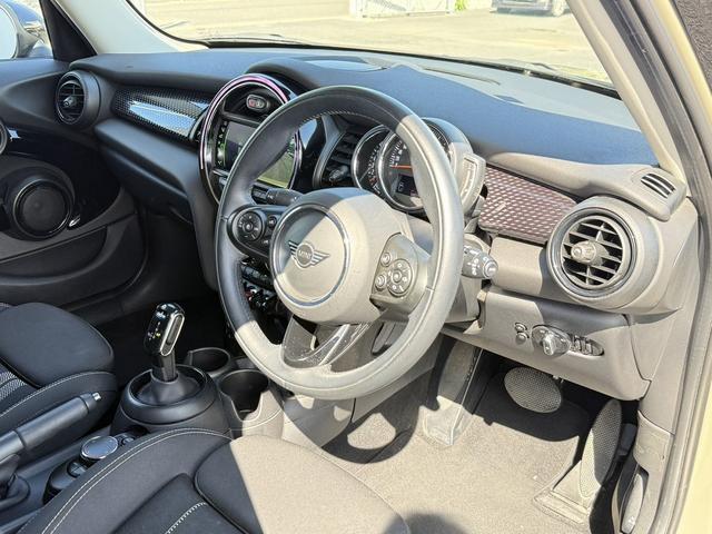 MINI クーパーS ユーザー買取車 ユニオンジャックテール メーカーナビ バックカメラ アダプティブクルーズコントロール LEDヘッドライト(39枚目)