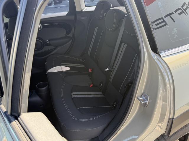 MINI クーパーS ユーザー買取車 ユニオンジャックテール メーカーナビ バックカメラ アダプティブクルーズコントロール LEDヘッドライト(44枚目)