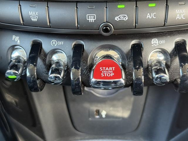 MINI クーパーS ユーザー買取車 ユニオンジャックテール メーカーナビ バックカメラ アダプティブクルーズコントロール LEDヘッドライト(49枚目)