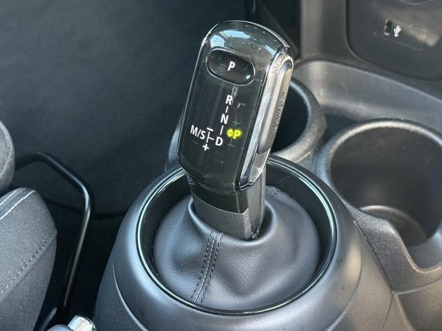 MINI クーパーS ユーザー買取車 ユニオンジャックテール メーカーナビ バックカメラ アダプティブクルーズコントロール LEDヘッドライト(51枚目)