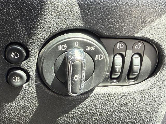 MINI クーパーS ユーザー買取車 ユニオンジャックテール メーカーナビ バックカメラ アダプティブクルーズコントロール LEDヘッドライト(53枚目)