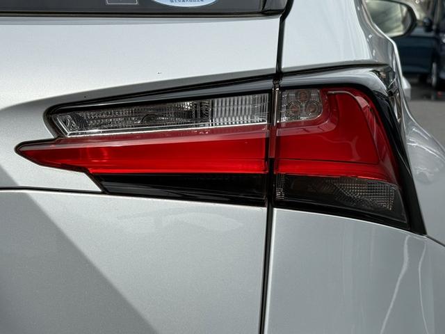 ＮＸ ＮＸ３００ｈ　バージョンＬ　純正ナビ／アラウンドビューモニター／フルレザーシート／クルコン／衝突軽減／ＥＴＣ／ＬＥＤ／（15枚目）