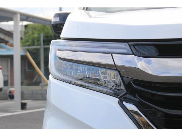 ステップワゴン モデューロＸ　ホンダセンシング　メーカー１０型ナビ／全周囲カメラ／両側電動スライドドア／衝突栄元ブレーキ／地デジ／パーキングアシスト／ＬＥＤヘッドライト／純正１７インチＡＷ／ＥＴＣ／アイドリングストップ／スマートキー（14枚目）