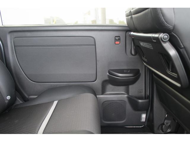 ステップワゴン モデューロＸ　ホンダセンシング　メーカー１０型ナビ／全周囲カメラ／両側電動スライドドア／衝突栄元ブレーキ／地デジ／パーキングアシスト／ＬＥＤヘッドライト／純正１７インチＡＷ／ＥＴＣ／アイドリングストップ／スマートキー（24枚目）