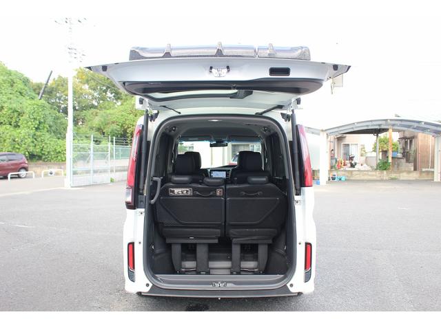 ステップワゴン モデューロＸ　ホンダセンシング　メーカー１０型ナビ／全周囲カメラ／両側電動スライドドア／衝突栄元ブレーキ／地デジ／パーキングアシスト／ＬＥＤヘッドライト／純正１７インチＡＷ／ＥＴＣ／アイドリングストップ／スマートキー（27枚目）