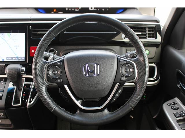 ステップワゴン モデューロＸ　ホンダセンシング　メーカー１０型ナビ／全周囲カメラ／両側電動スライドドア／衝突栄元ブレーキ／地デジ／パーキングアシスト／ＬＥＤヘッドライト／純正１７インチＡＷ／ＥＴＣ／アイドリングストップ／スマートキー（44枚目）