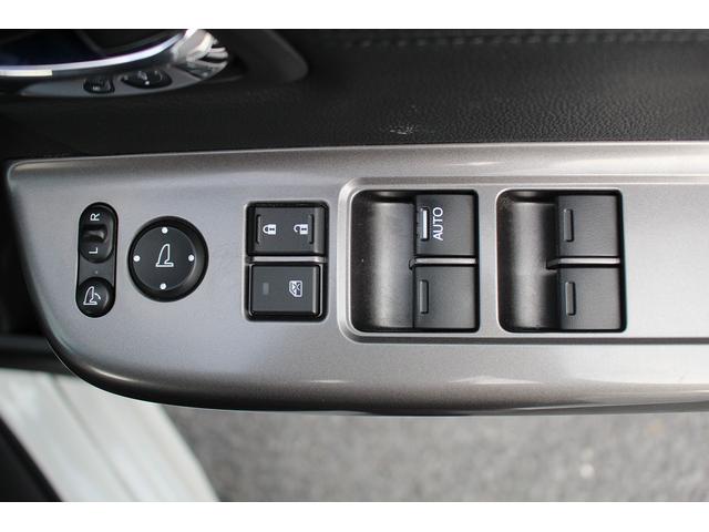 ステップワゴン モデューロＸ　ホンダセンシング　メーカー１０型ナビ／全周囲カメラ／両側電動スライドドア／衝突栄元ブレーキ／地デジ／パーキングアシスト／ＬＥＤヘッドライト／純正１７インチＡＷ／ＥＴＣ／アイドリングストップ／スマートキー（52枚目）