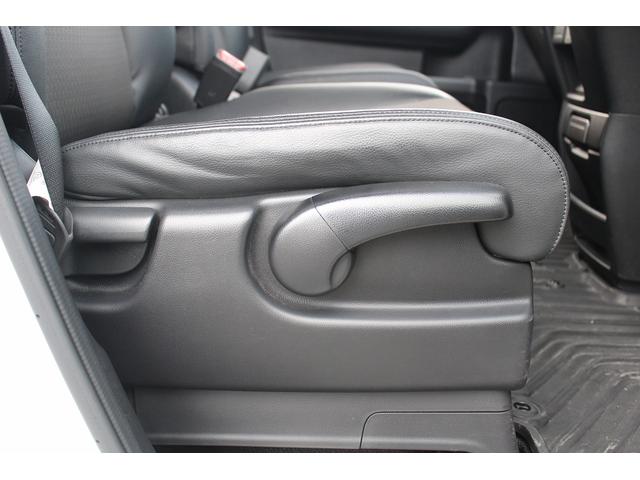 ステップワゴン モデューロＸ　ホンダセンシング　メーカー１０型ナビ／全周囲カメラ／両側電動スライドドア／衝突栄元ブレーキ／地デジ／パーキングアシスト／ＬＥＤヘッドライト／純正１７インチＡＷ／ＥＴＣ／アイドリングストップ／スマートキー（53枚目）
