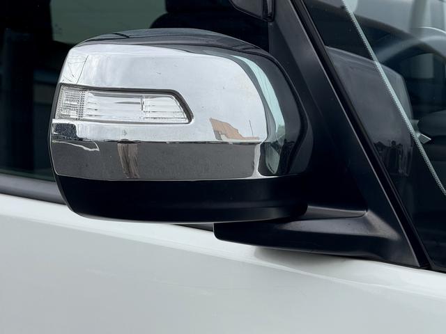 ステップワゴンスパーダ ｅ：ＨＥＶスパーダ　Ｇ・ＥＸ　ホンダセンシング　純正９型ナビ／両側電動スライドドア／地デジ／バックカメラ／衝突軽減ブレーキ／ＥＴＣ２．０／シートヒーター／ハーフレザー／クルーズコントロール／ＬＥＤヘッドライト／Ｂｌｕｔｏｏｔｈ接続可能（17枚目）