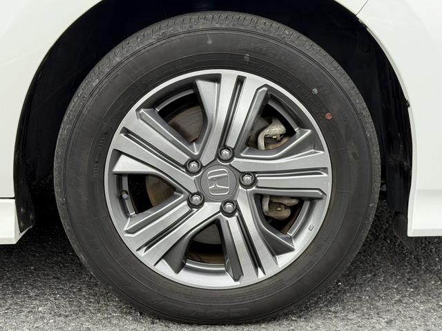 ステップワゴンスパーダ ｅ：ＨＥＶスパーダ　Ｇ・ＥＸ　ホンダセンシング　純正９型ナビ／両側電動スライドドア／地デジ／バックカメラ／衝突軽減ブレーキ／ＥＴＣ２．０／シートヒーター／ハーフレザー／クルーズコントロール／ＬＥＤヘッドライト／Ｂｌｕｔｏｏｔｈ接続可能（19枚目）