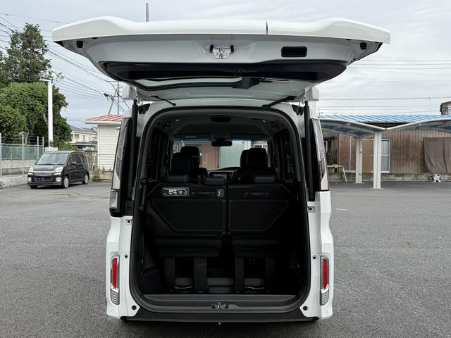 ステップワゴンスパーダ ｅ：ＨＥＶスパーダ　Ｇ・ＥＸ　ホンダセンシング　純正９型ナビ／両側電動スライドドア／地デジ／バックカメラ／衝突軽減ブレーキ／ＥＴＣ２．０／シートヒーター／ハーフレザー／クルーズコントロール／ＬＥＤヘッドライト／Ｂｌｕｔｏｏｔｈ接続可能（26枚目）