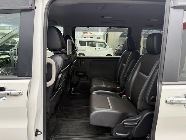 ステップワゴンスパーダ ｅ：ＨＥＶスパーダ　Ｇ・ＥＸ　ホンダセンシング　純正９型ナビ／両側電動スライドドア／地デジ／バックカメラ／衝突軽減ブレーキ／ＥＴＣ２．０／シートヒーター／ハーフレザー／クルーズコントロール／ＬＥＤヘッドライト／Ｂｌｕｔｏｏｔｈ接続可能（39枚目）