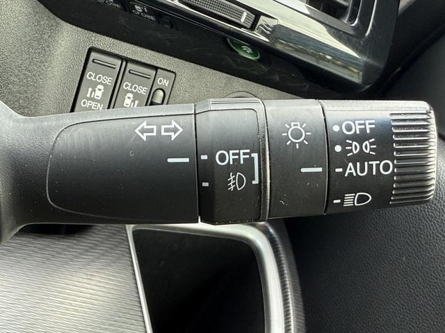 ステップワゴンスパーダ ｅ：ＨＥＶスパーダ　Ｇ・ＥＸ　ホンダセンシング　純正９型ナビ／両側電動スライドドア／地デジ／バックカメラ／衝突軽減ブレーキ／ＥＴＣ２．０／シートヒーター／ハーフレザー／クルーズコントロール／ＬＥＤヘッドライト／Ｂｌｕｔｏｏｔｈ接続可能（53枚目）