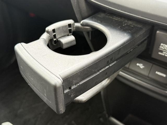 ステップワゴンスパーダ ｅ：ＨＥＶスパーダ　Ｇ・ＥＸ　ホンダセンシング　純正９型ナビ／両側電動スライドドア／地デジ／バックカメラ／衝突軽減ブレーキ／ＥＴＣ２．０／シートヒーター／ハーフレザー／クルーズコントロール／ＬＥＤヘッドライト／Ｂｌｕｔｏｏｔｈ接続可能（63枚目）