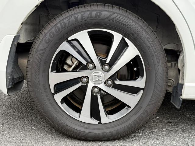 フリード＋ハイブリッド ハイブリッドＥＸ　令和１年登録／Ｓ・Ｃパッケージ／純正ナビ／地デジ／バックカメラ／両側電動スライドドア／衝突軽減ブレーキ／クルーズコントロール／ＥＴＣ／純正１５インチＡＷ／ＬＥＤヘッド／スマートキー／プッシュスタート／（25枚目）