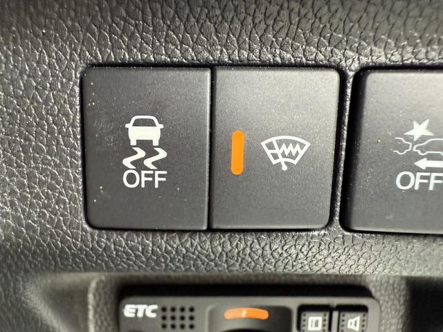 フリード＋ハイブリッド ハイブリッドＥＸ　令和１年登録／Ｓ・Ｃパッケージ／純正ナビ／地デジ／バックカメラ／両側電動スライドドア／衝突軽減ブレーキ／クルーズコントロール／ＥＴＣ／純正１５インチＡＷ／ＬＥＤヘッド／スマートキー／プッシュスタート／（63枚目）