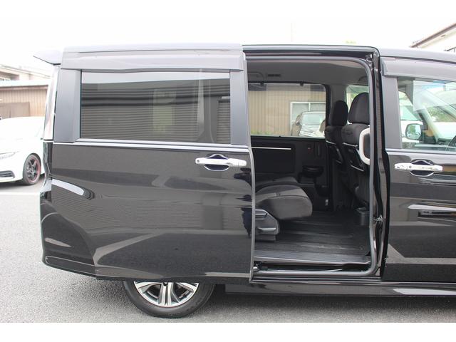 ステップワゴンスパーダ ｅ：ＨＥＶスパーダ　Ｇ　ホンダセンシング　ＭＯＰ１０型ナビ／両側電動スライドドア／衝突軽減ブレーキ／地デジ／バックカメラ／ＥＴＣ２．０／ＬＥＤ／純正１６インチアルミホイール／プッシュスタート／スマートキー／（30枚目）