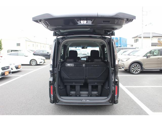 ステップワゴンスパーダ ｅ：ＨＥＶスパーダ　Ｇ　ホンダセンシング　ＭＯＰ１０型ナビ／両側電動スライドドア／衝突軽減ブレーキ／地デジ／バックカメラ／ＥＴＣ２．０／ＬＥＤ／純正１６インチアルミホイール／プッシュスタート／スマートキー／（31枚目）
