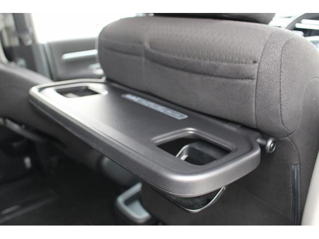 ステップワゴンスパーダ ｅ：ＨＥＶスパーダ　Ｇ　ホンダセンシング　ＭＯＰ１０型ナビ／両側電動スライドドア／衝突軽減ブレーキ／地デジ／バックカメラ／ＥＴＣ２．０／ＬＥＤ／純正１６インチアルミホイール／プッシュスタート／スマートキー／（50枚目）