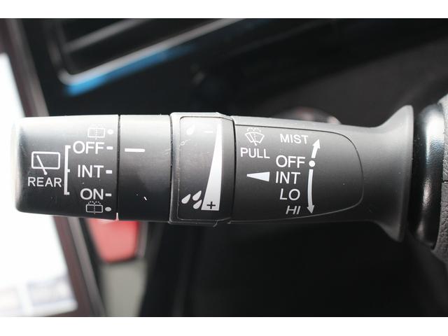 ステップワゴンスパーダ ｅ：ＨＥＶスパーダ　Ｇ　ホンダセンシング　ＭＯＰ１０型ナビ／両側電動スライドドア／衝突軽減ブレーキ／地デジ／バックカメラ／ＥＴＣ２．０／ＬＥＤ／純正１６インチアルミホイール／プッシュスタート／スマートキー／（54枚目）