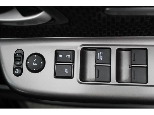 ステップワゴンスパーダ ｅ：ＨＥＶスパーダ　Ｇ　ホンダセンシング　ＭＯＰ１０型ナビ／両側電動スライドドア／衝突軽減ブレーキ／地デジ／バックカメラ／ＥＴＣ２．０／ＬＥＤ／純正１６インチアルミホイール／プッシュスタート／スマートキー／（55枚目）