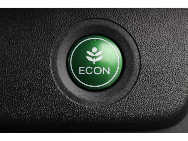 ステップワゴンスパーダ ｅ：ＨＥＶスパーダ　Ｇ　ホンダセンシング　ＭＯＰ１０型ナビ／両側電動スライドドア／衝突軽減ブレーキ／地デジ／バックカメラ／ＥＴＣ２．０／ＬＥＤ／純正１６インチアルミホイール／プッシュスタート／スマートキー／（60枚目）