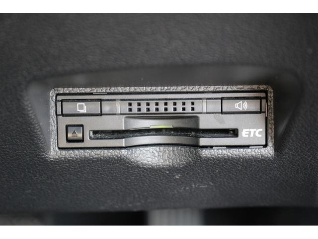 プリウス Ａツーリングセレクション　黒革シート　ナビ　地デジ　バックカメラ　シートヒーター　寒冷地仕様　ＬＥＤヘッド　衝突軽減ブレーキ　アダプティブクルーズコントロール　インテリジェントクリアランスソナー　ブラインドスポットモニター（7枚目）