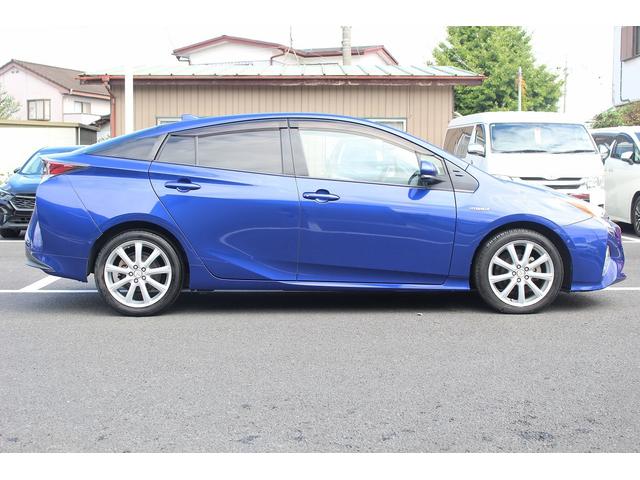 プリウス Ａツーリングセレクション　黒革シート　ナビ　地デジ　バックカメラ　シートヒーター　寒冷地仕様　ＬＥＤヘッド　衝突軽減ブレーキ　アダプティブクルーズコントロール　インテリジェントクリアランスソナー　ブラインドスポットモニター（9枚目）