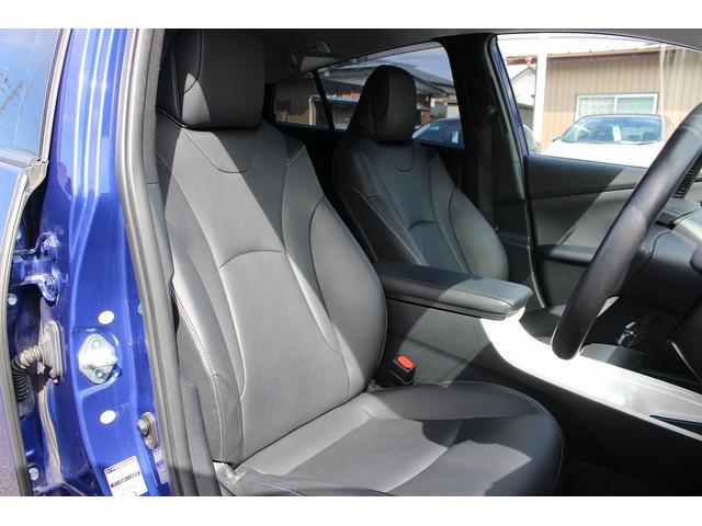 プリウス Ａツーリングセレクション　黒革シート　ナビ　地デジ　バックカメラ　シートヒーター　寒冷地仕様　ＬＥＤヘッド　衝突軽減ブレーキ　アダプティブクルーズコントロール　インテリジェントクリアランスソナー　ブラインドスポットモニター（17枚目）