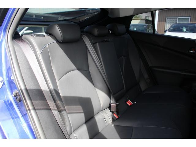 プリウス Ａツーリングセレクション　黒革シート　ナビ　地デジ　バックカメラ　シートヒーター　寒冷地仕様　ＬＥＤヘッド　衝突軽減ブレーキ　アダプティブクルーズコントロール　インテリジェントクリアランスソナー　ブラインドスポットモニター（18枚目）