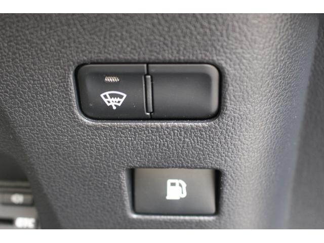 プリウス Ａツーリングセレクション　黒革シート　ナビ　地デジ　バックカメラ　シートヒーター　寒冷地仕様　ＬＥＤヘッド　衝突軽減ブレーキ　アダプティブクルーズコントロール　インテリジェントクリアランスソナー　ブラインドスポットモニター（62枚目）