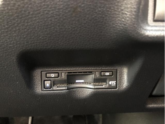 シエンタ ハイブリッドＺ　メーカー１０．５型ナビ／両側電動スライドドア／衝突軽減ブレーキ／地デジ／バックカメラ／レーダークルーズコントロール／ステアリングヒーター／ＥＴＣ／ＬＥＤヘッドライト／シートヒーター／スマートキー／（8枚目）