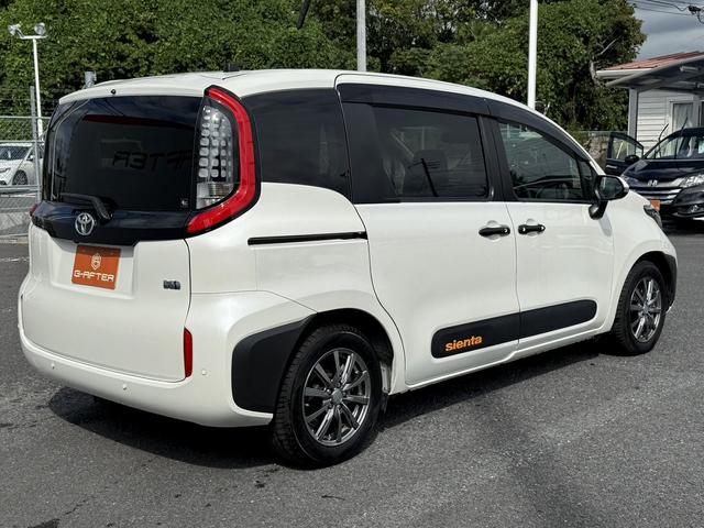 シエンタ ハイブリッドＺ　７人乗り／メーカー１０．５型ナビ／両側電動スライドドア／衝突軽減ブレーキ／地デジ／バックカメラ／レーダークルーズコントロール／ステアリングヒーター／ＥＴＣ／ＬＥＤヘッドライト／シートヒーター（11枚目）