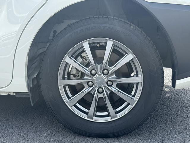 シエンタ ハイブリッドＺ　７人乗り／メーカー１０．５型ナビ／両側電動スライドドア／衝突軽減ブレーキ／地デジ／バックカメラ／レーダークルーズコントロール／ステアリングヒーター／ＥＴＣ／ＬＥＤヘッドライト／シートヒーター（22枚目）