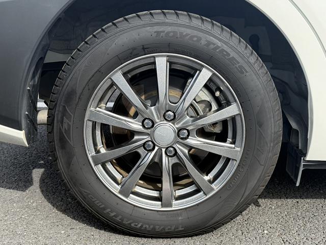 シエンタ ハイブリッドＺ　７人乗り／メーカー１０．５型ナビ／両側電動スライドドア／衝突軽減ブレーキ／地デジ／バックカメラ／レーダークルーズコントロール／ステアリングヒーター／ＥＴＣ／ＬＥＤヘッドライト／シートヒーター（25枚目）