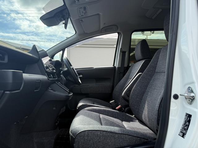 シエンタ ハイブリッドＺ　７人乗り／メーカー１０．５型ナビ／両側電動スライドドア／衝突軽減ブレーキ／地デジ／バックカメラ／レーダークルーズコントロール／ステアリングヒーター／ＥＴＣ／ＬＥＤヘッドライト／シートヒーター（42枚目）